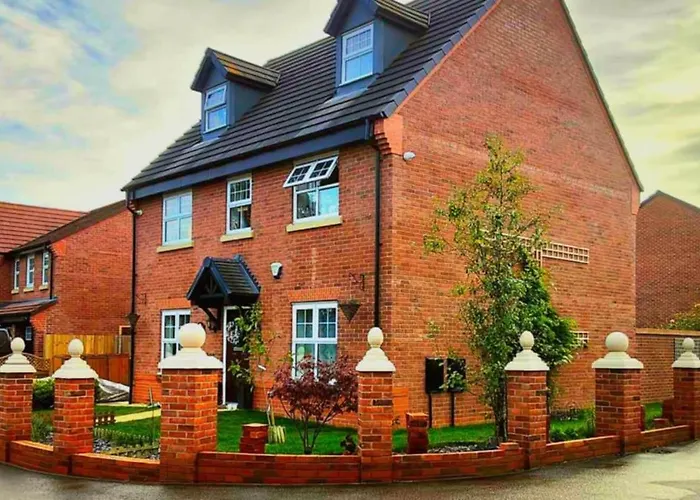Magnolia House
